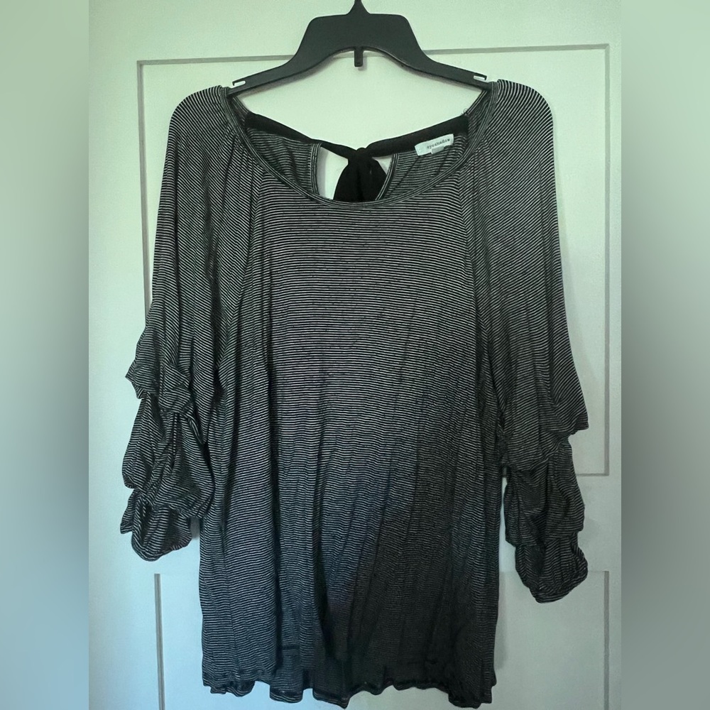Eyeshadow Ladies Blouse
